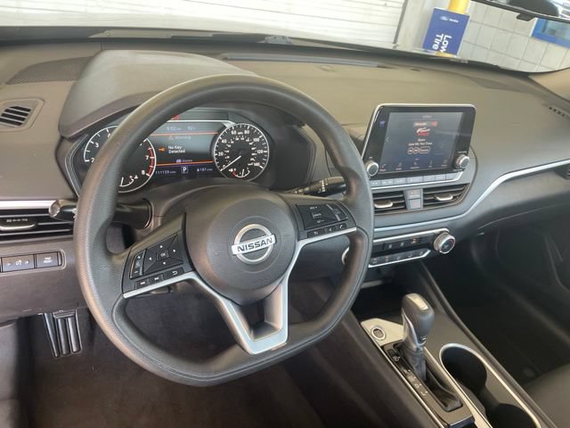 Used 2022 Nissan Altima 2.5 SV FWD image 25