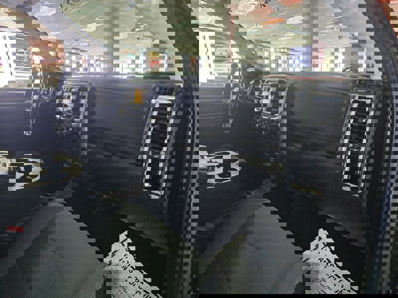 Used 2021 RAM 1500 Classic SLT image 14