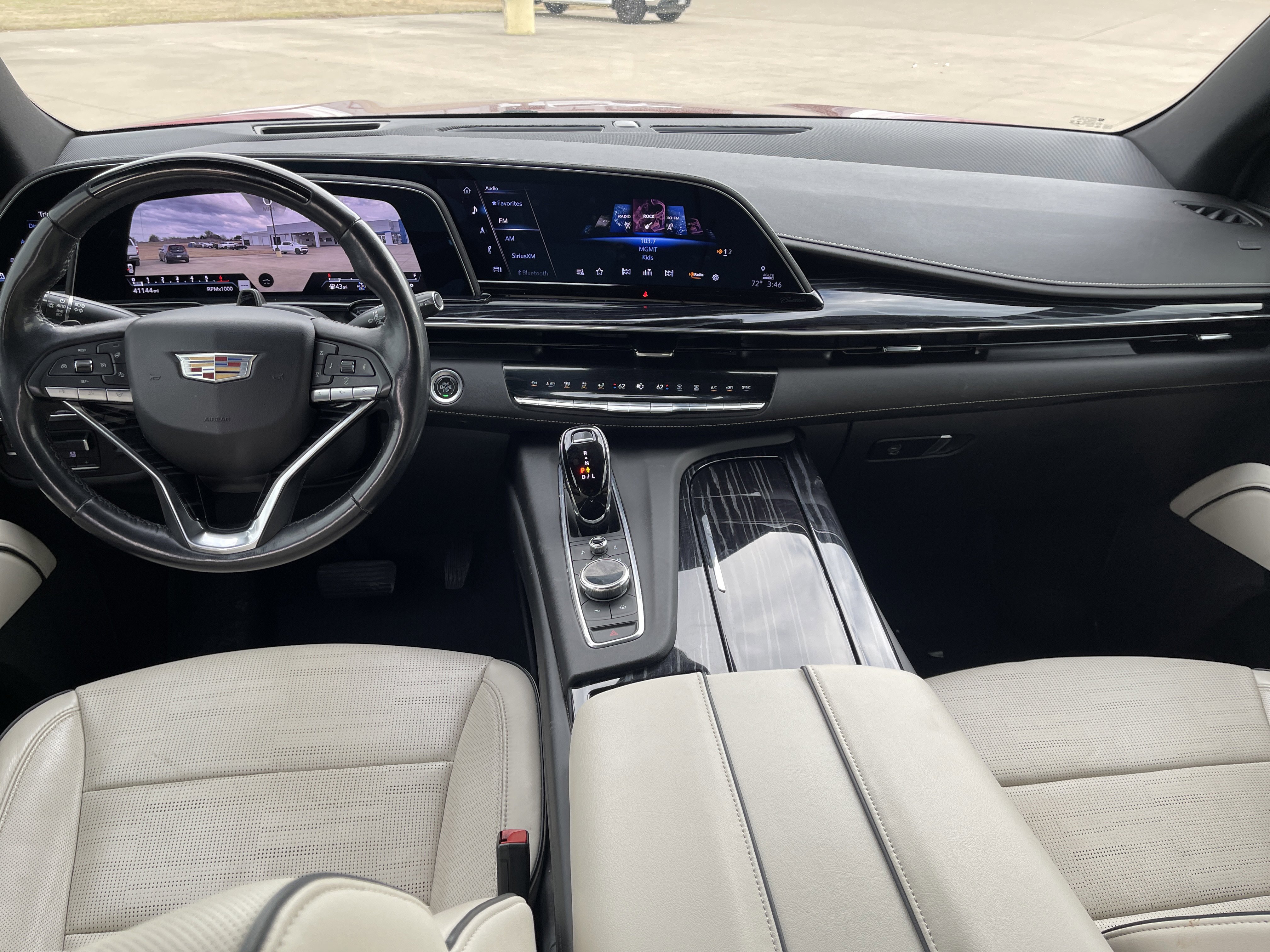 Used 2022 Cadillac Escalade Sport w/ Touring Package image 16