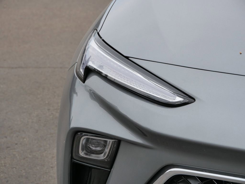 New 2026 Buick Encore GX Sport Touring w/ Advanced Technology Package AWD/4WD image 4