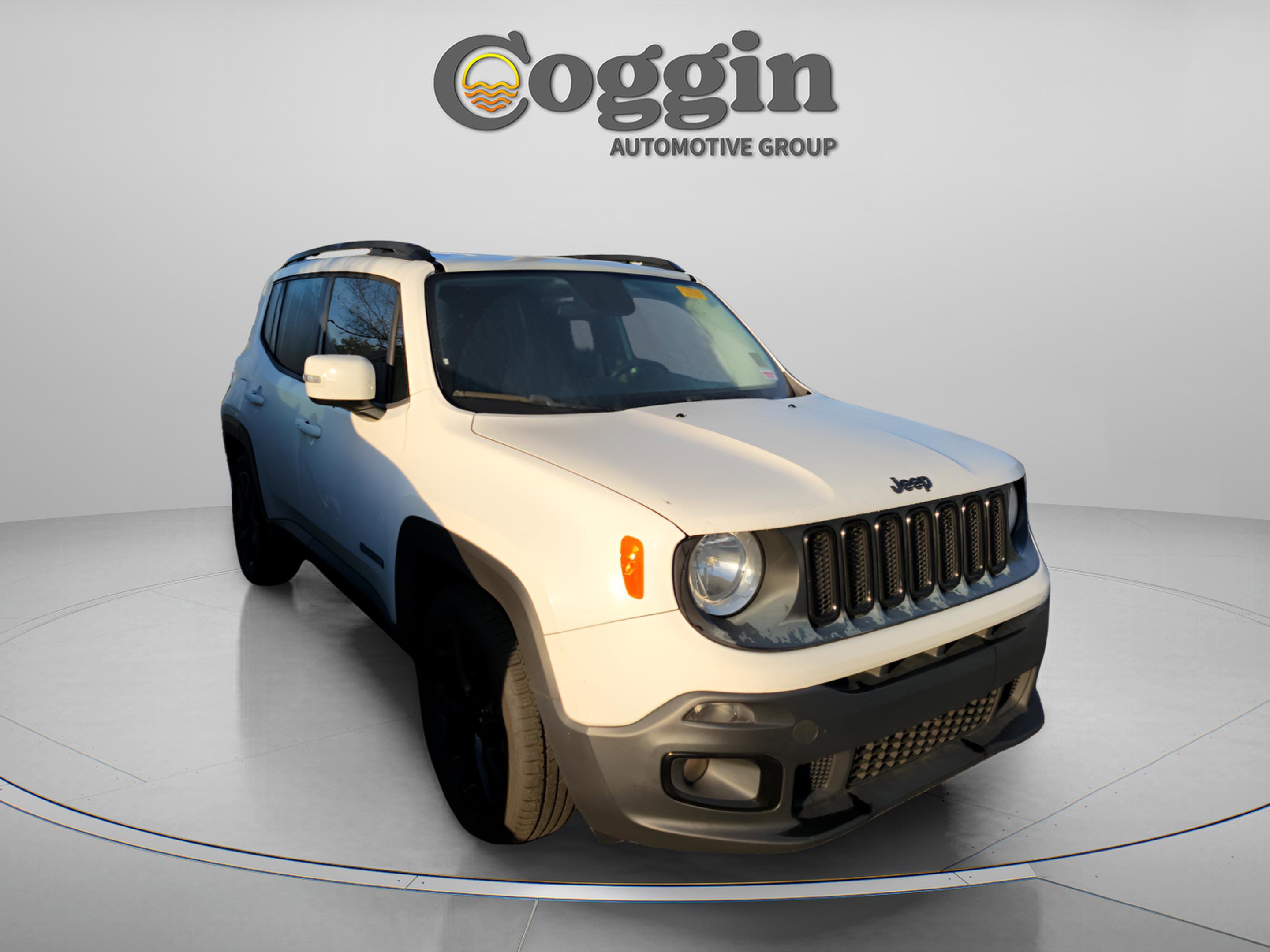 Used 2017 Jeep Renegade Altitude image 7