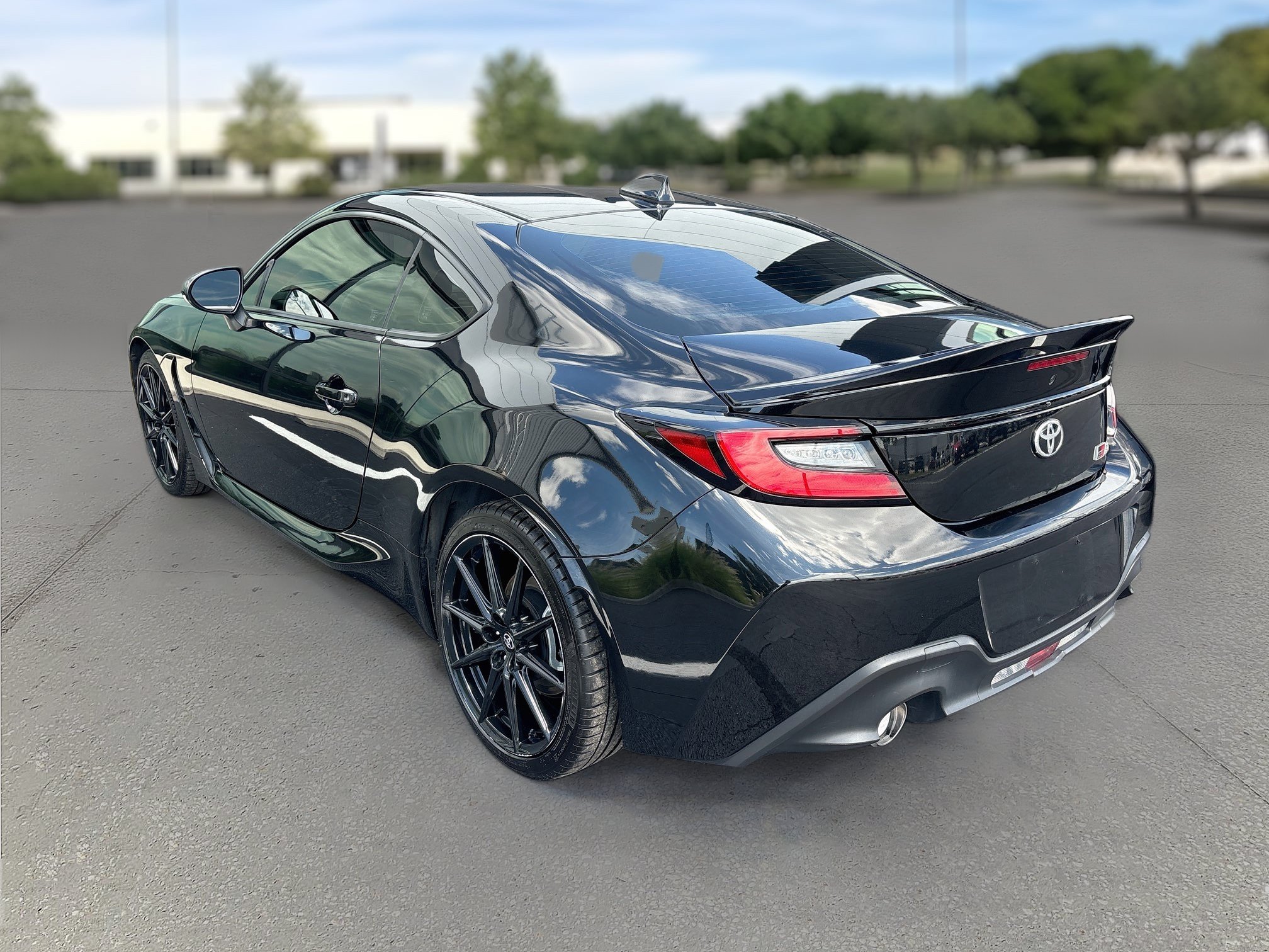 Used 2024 Toyota GR86 Premium RWD image 8