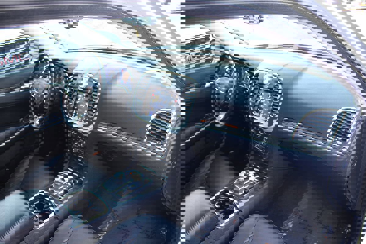 Used 2020 Chrysler 300 Limited image 19