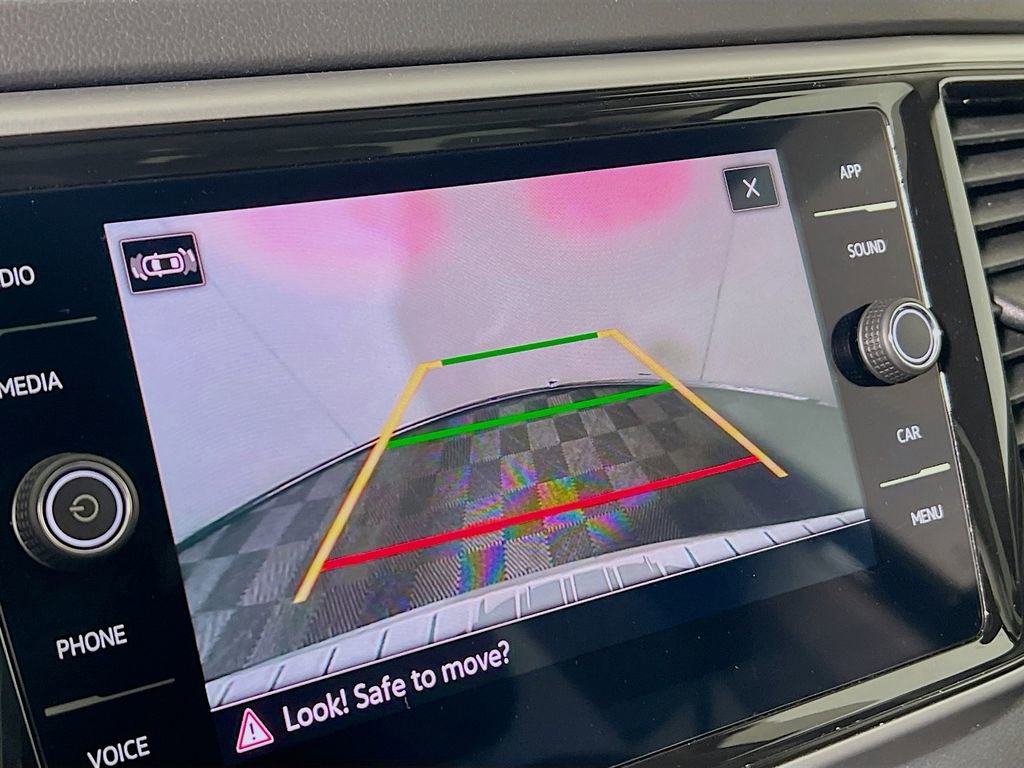 Used 2023 Volkswagen Atlas SE w/ Panoramic Sunroof Package image 12