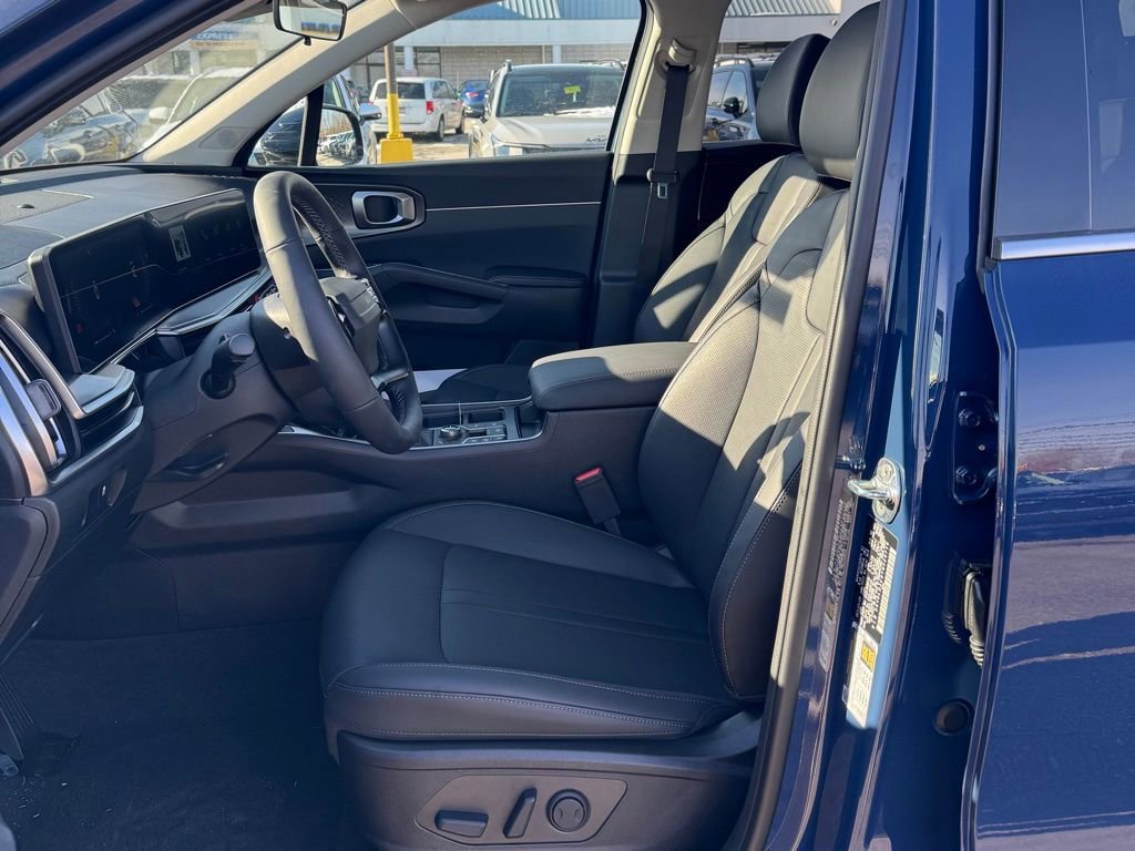 New 2026 Kia Sorento S w/ S Panoramic Sunroof Package image 10