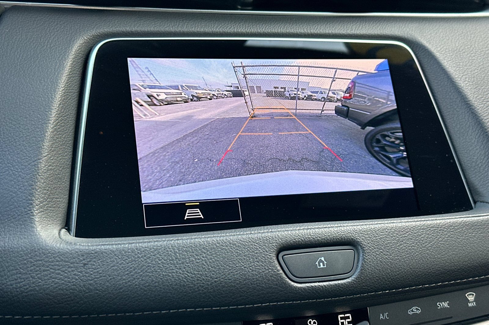 Certified 2023 Cadillac XT4 Premium Luxury w/ Cold Weather Package FWD image 27