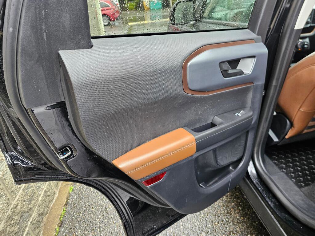 Used 2021 Ford Bronco Sport Outer Banks image 17