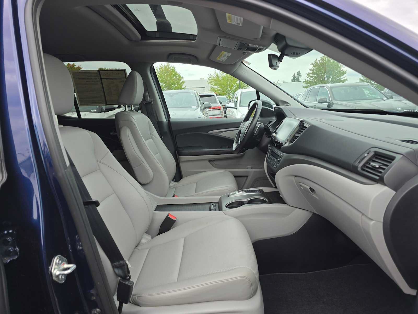 Used 2023 Honda Ridgeline RTL-E image 10