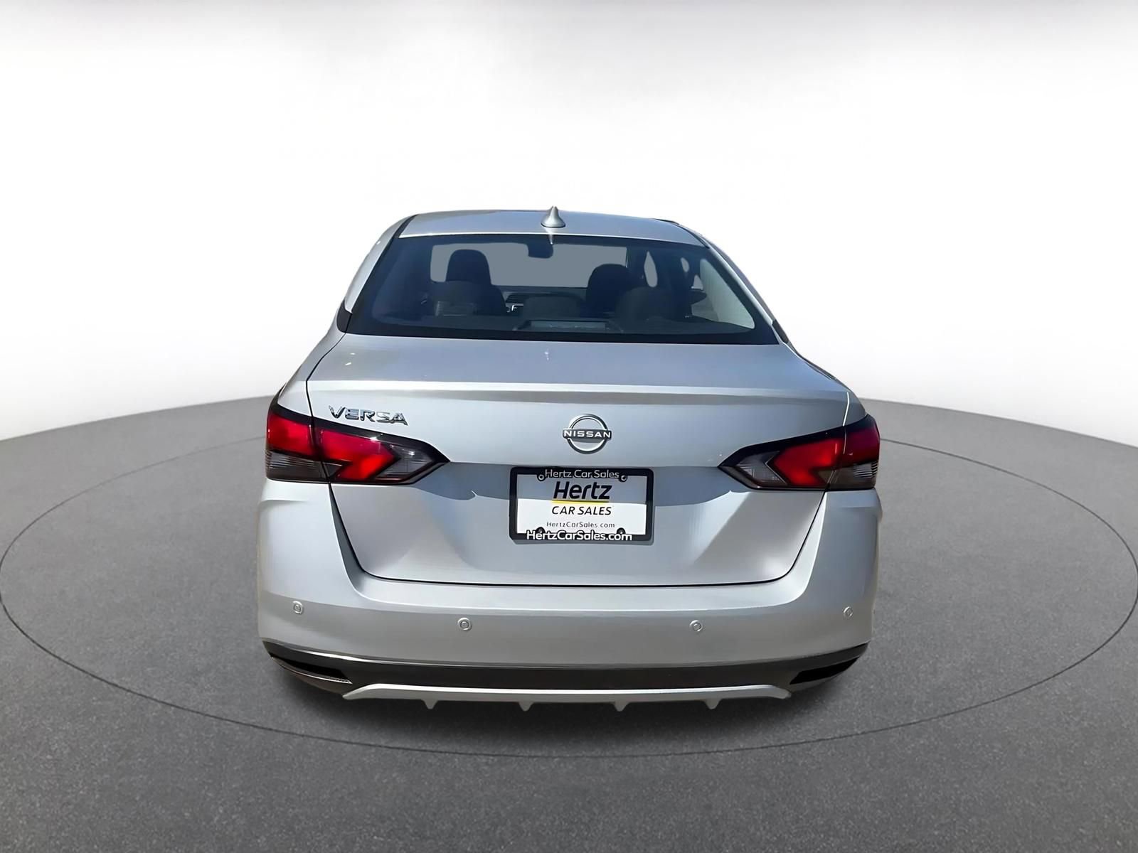 Used 2025 Nissan Versa SV FWD image 12