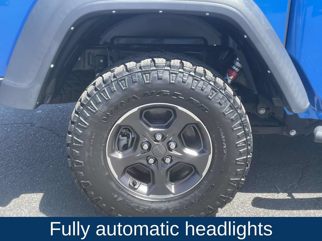 Used 2021 Jeep Gladiator Rubicon AWD/4WD image 15