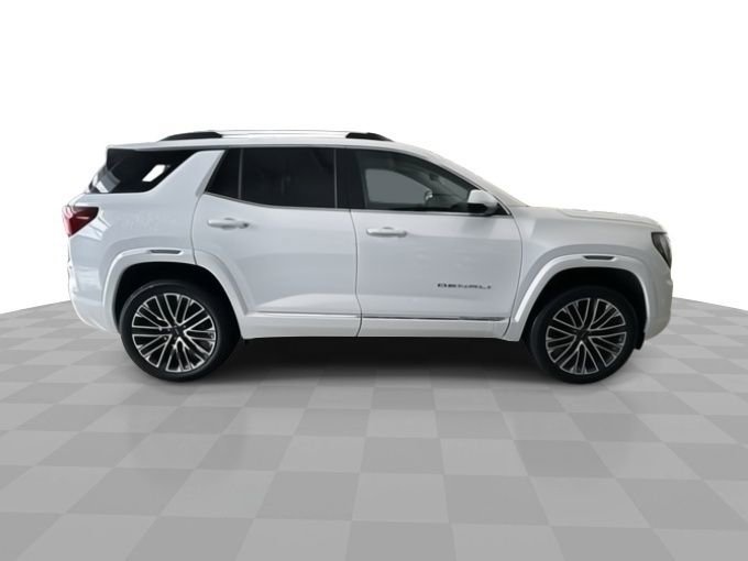 New 2026 GMC Terrain Denali w/ LPO, Floor Liner Package image 9