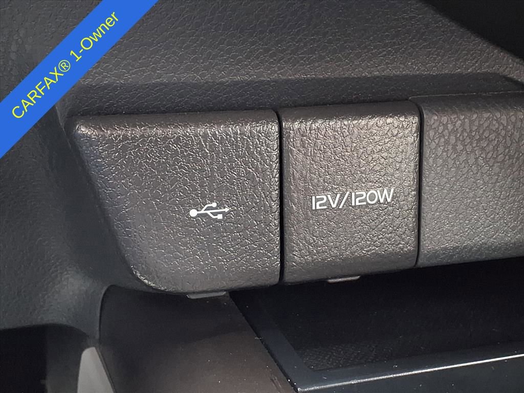 Used 2023 Toyota Camry SE image 25
