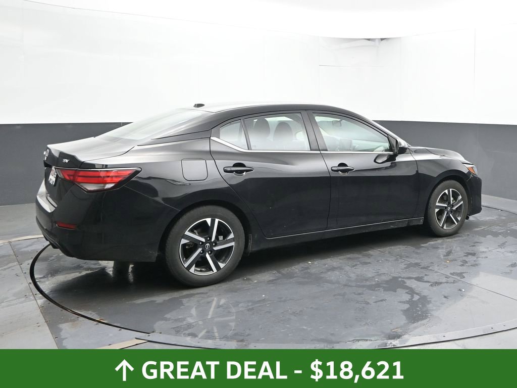 Used 2024 Nissan Sentra SV FWD image 4