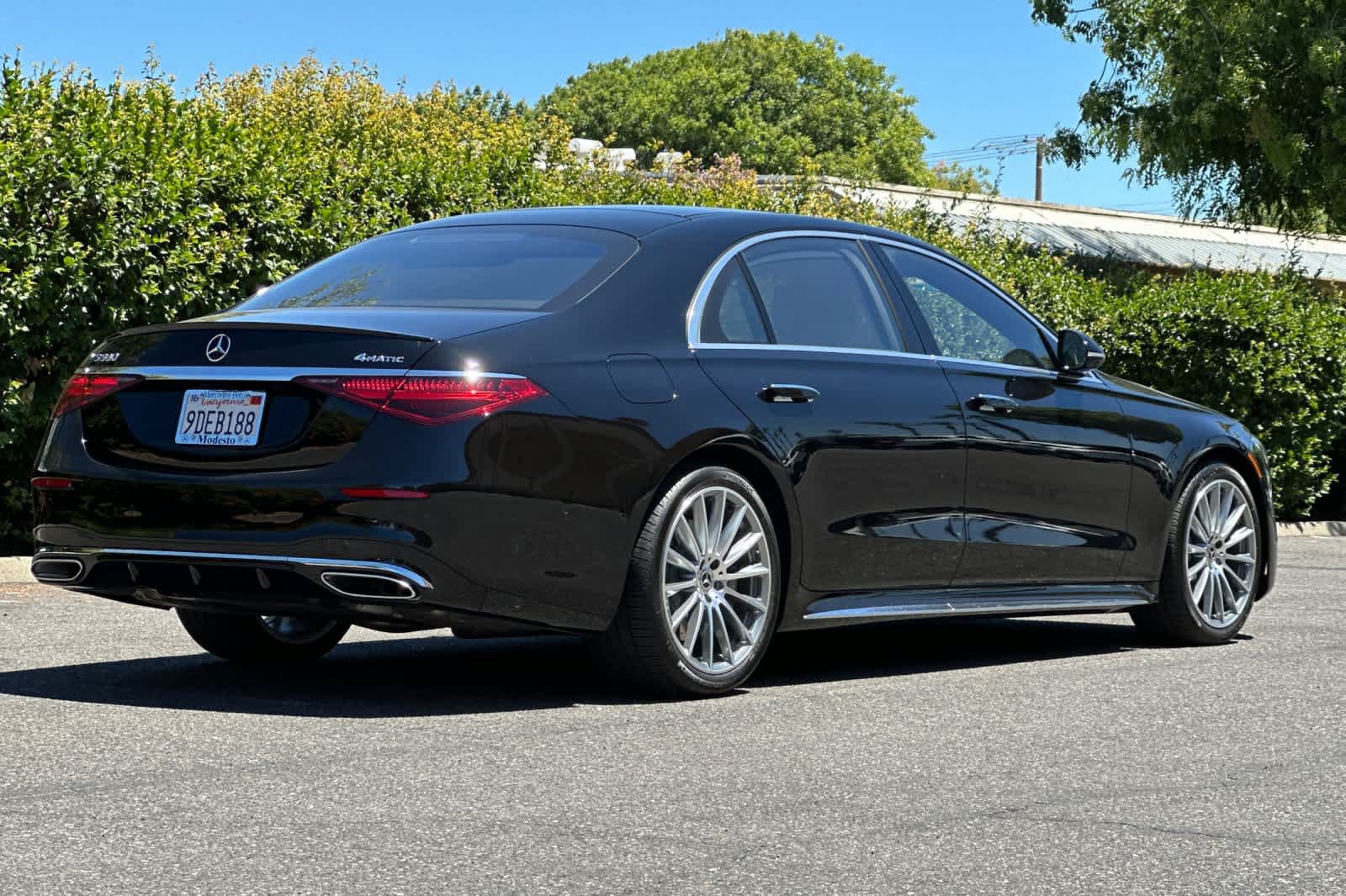 Certified 2022 Mercedes-Benz S 580 4MATIC Sedan image 3
