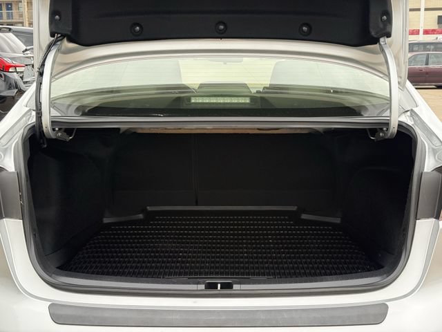 Used 2024 Toyota Corolla LE w/ LE Convenience Package AWD/4WD image 32