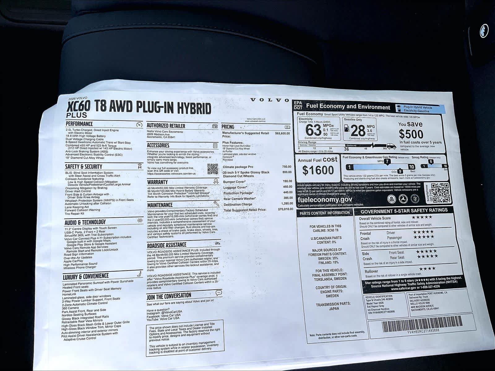 New 2026 Volvo XC60 T8 Plus w/ Climate Package PRO AWD/4WD image 35