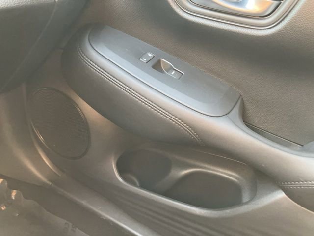 Used 2025 Honda HR-V LX image 21