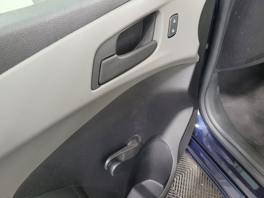 Used 2015 Chevrolet Sonic LS FWD image 27
