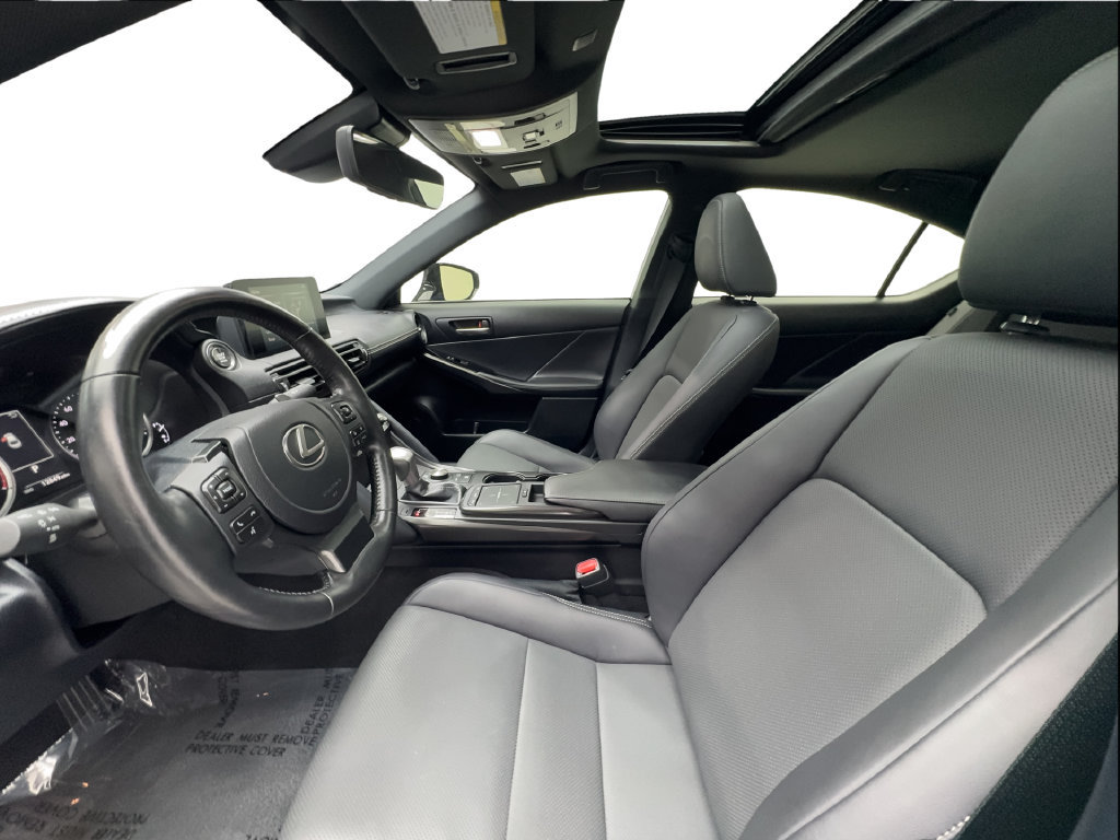Used 2024 Lexus IS 300 w/ Comfort Package RWD image 22