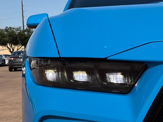 Used 2025 Ford Mustang GT Premium RWD image 28