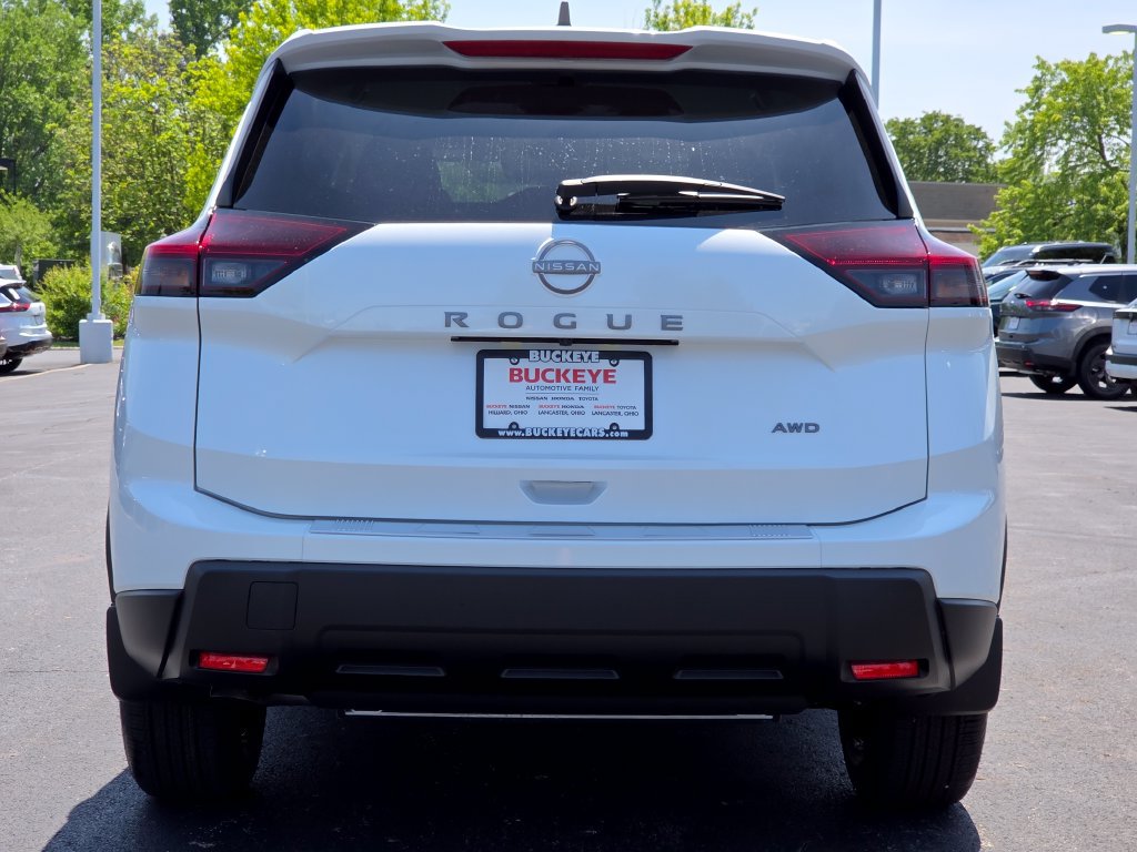 New 2026 Nissan Rogue SV AWD/4WD image 12