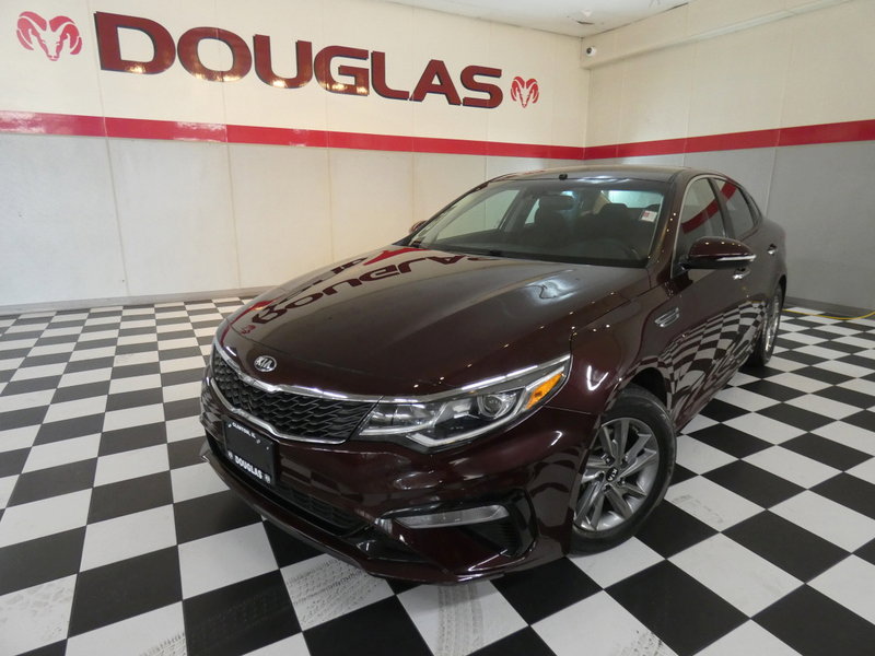 Used 2019 Kia Optima LX FWD image 1