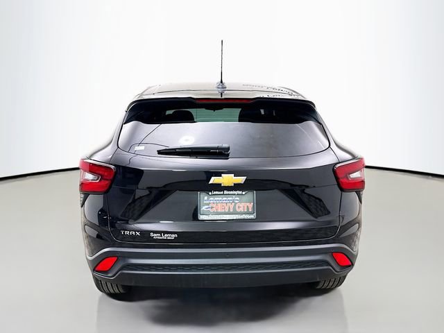 New 2026 Chevrolet Trax LS w/ LS Convenience Package image 7