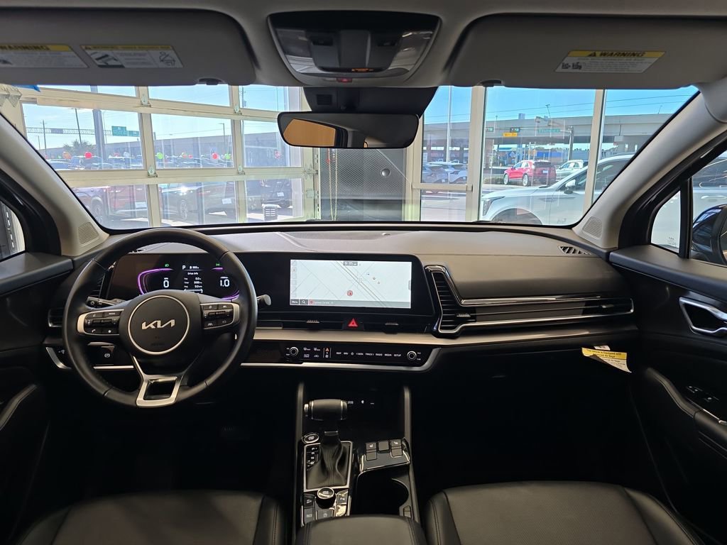 Certified 2025 Kia Sportage EX image 17