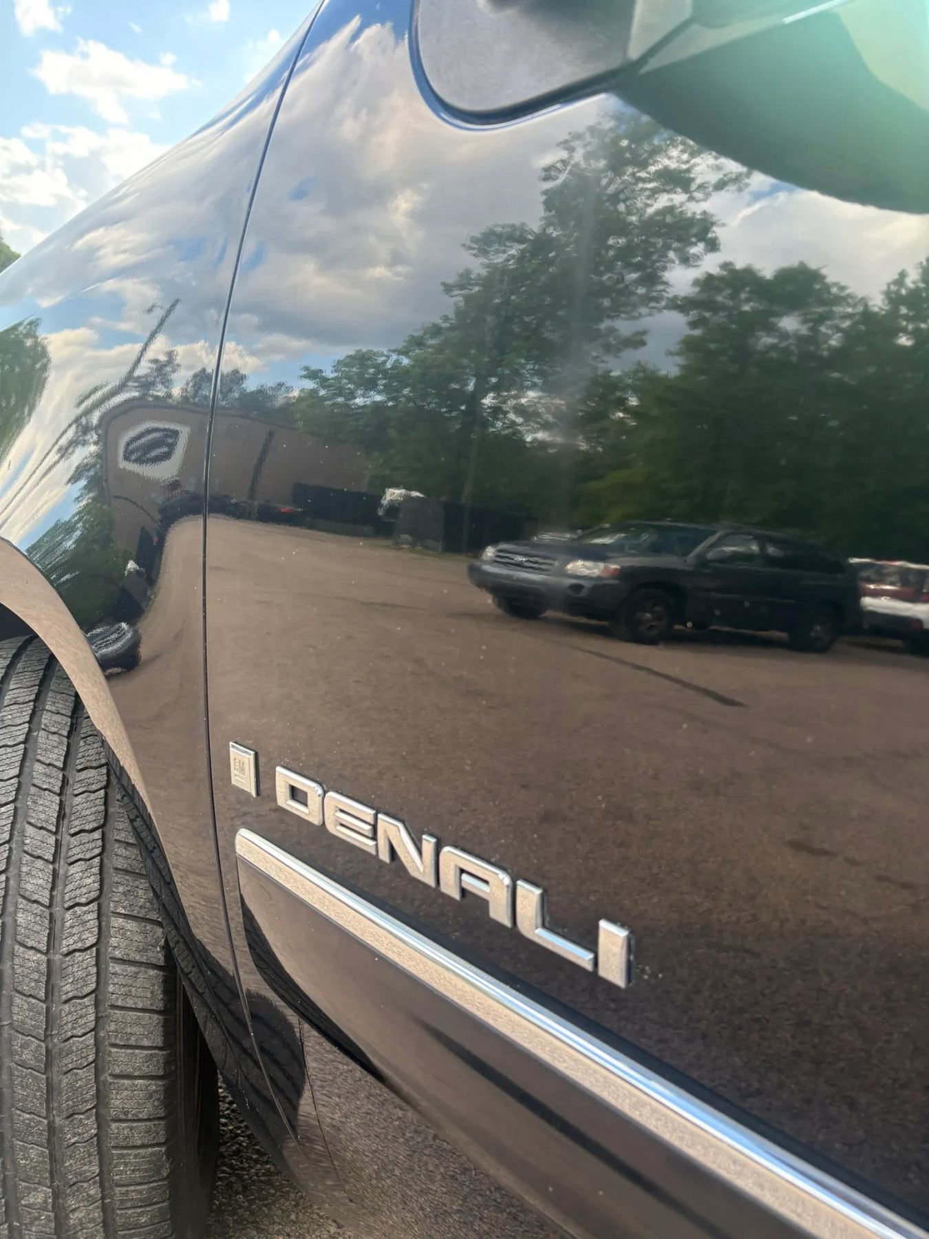 Used 2007 GMC Yukon XL Denali AWD/4WD image 43