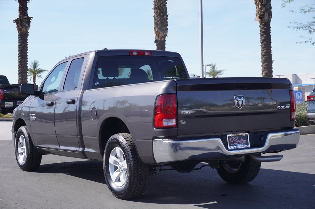 Used 2024 RAM 1500 Classic SLT image 3