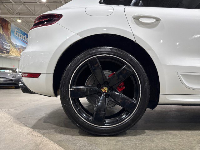 Used 2018 Porsche Macan GTS image 19