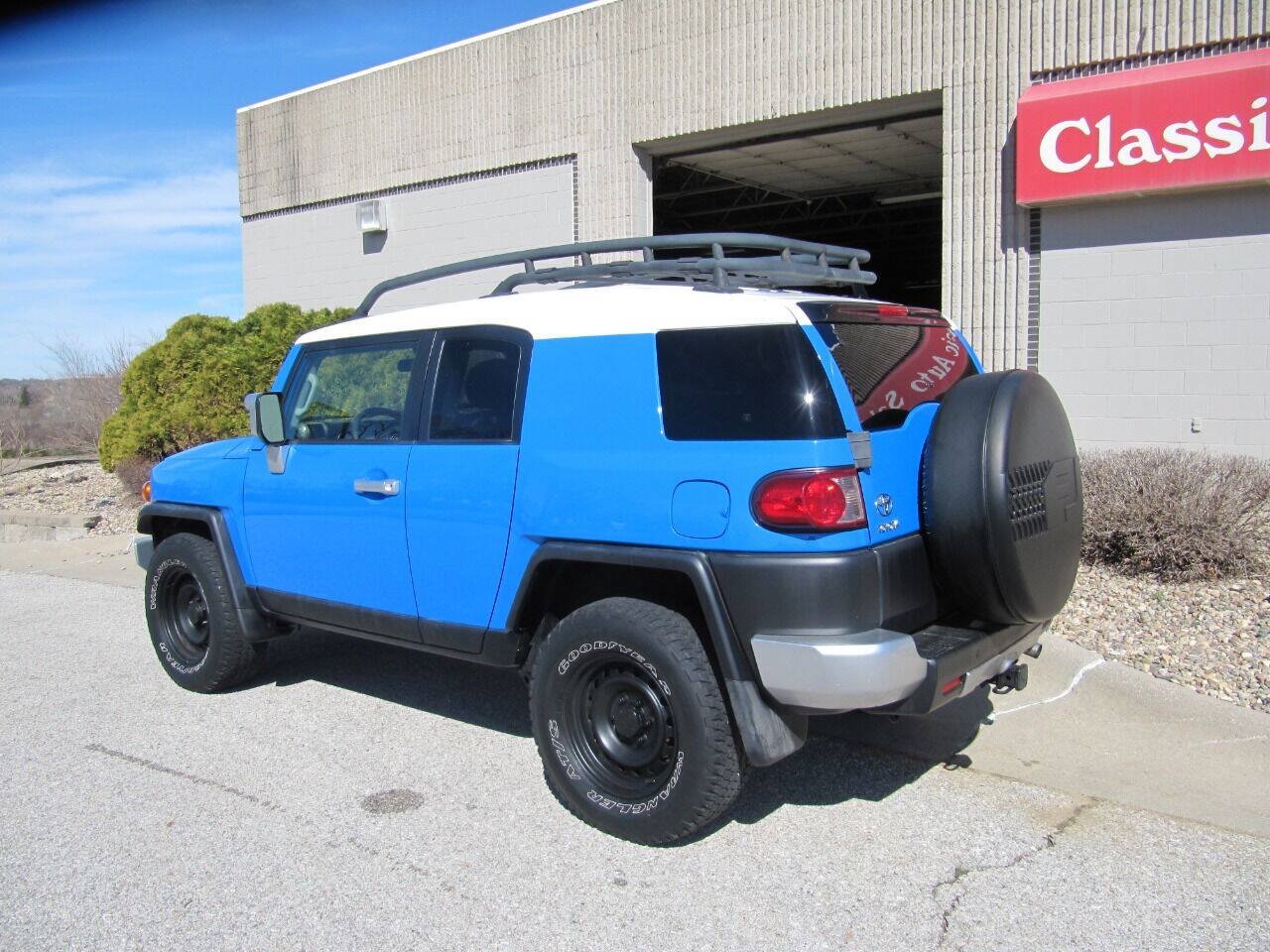 Used 2007 Toyota FJ Cruiser 4WD image 9