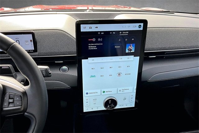 Used 2022 Ford Mustang Mach-E Premium image 5