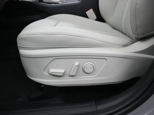 Used 2025 Kia Sorento S w/ Panoramic Sunroof Package FWD image 10