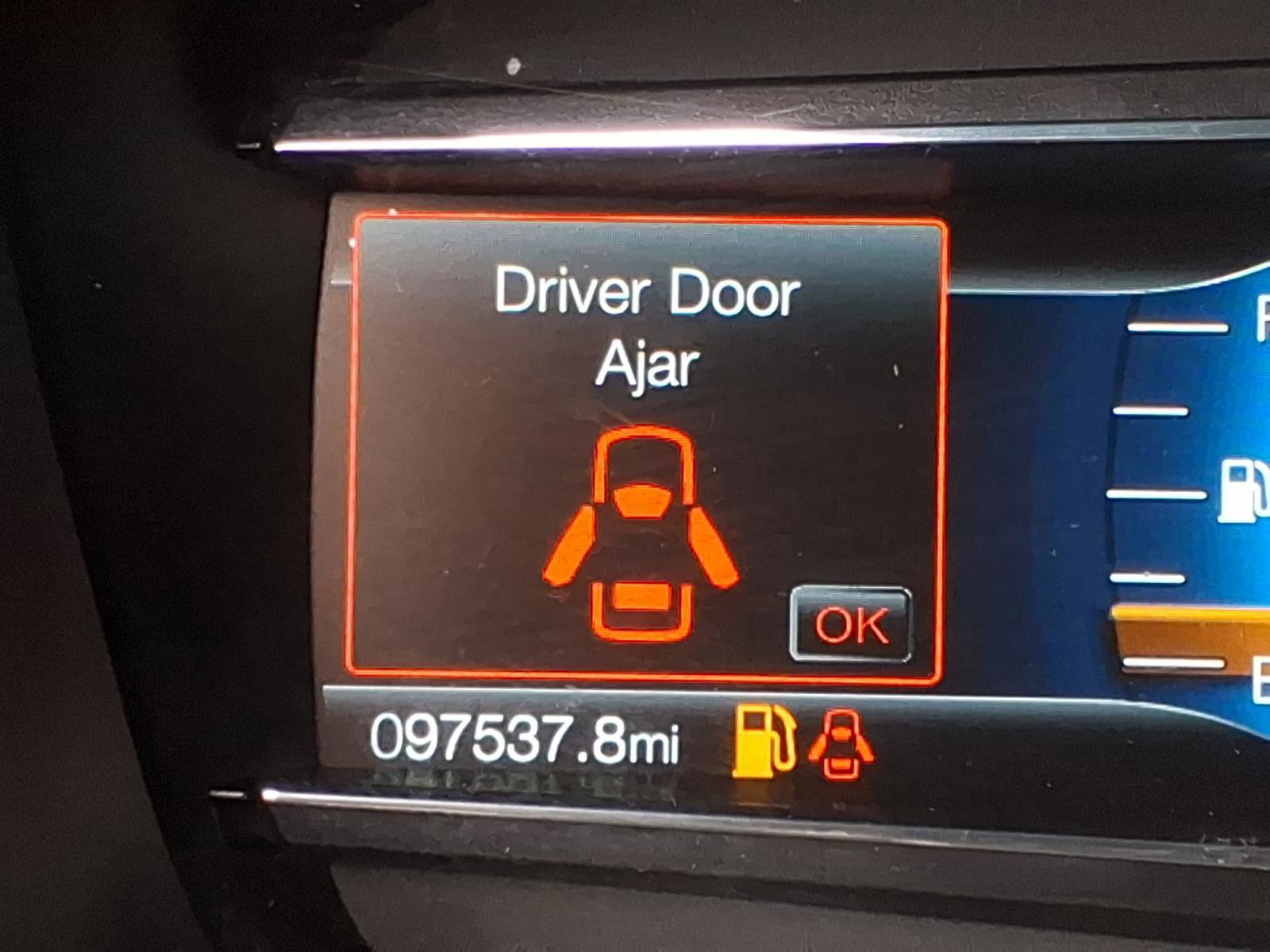 Used 2018 Ford Explorer Sport w/ Equipment Group 401A image 25