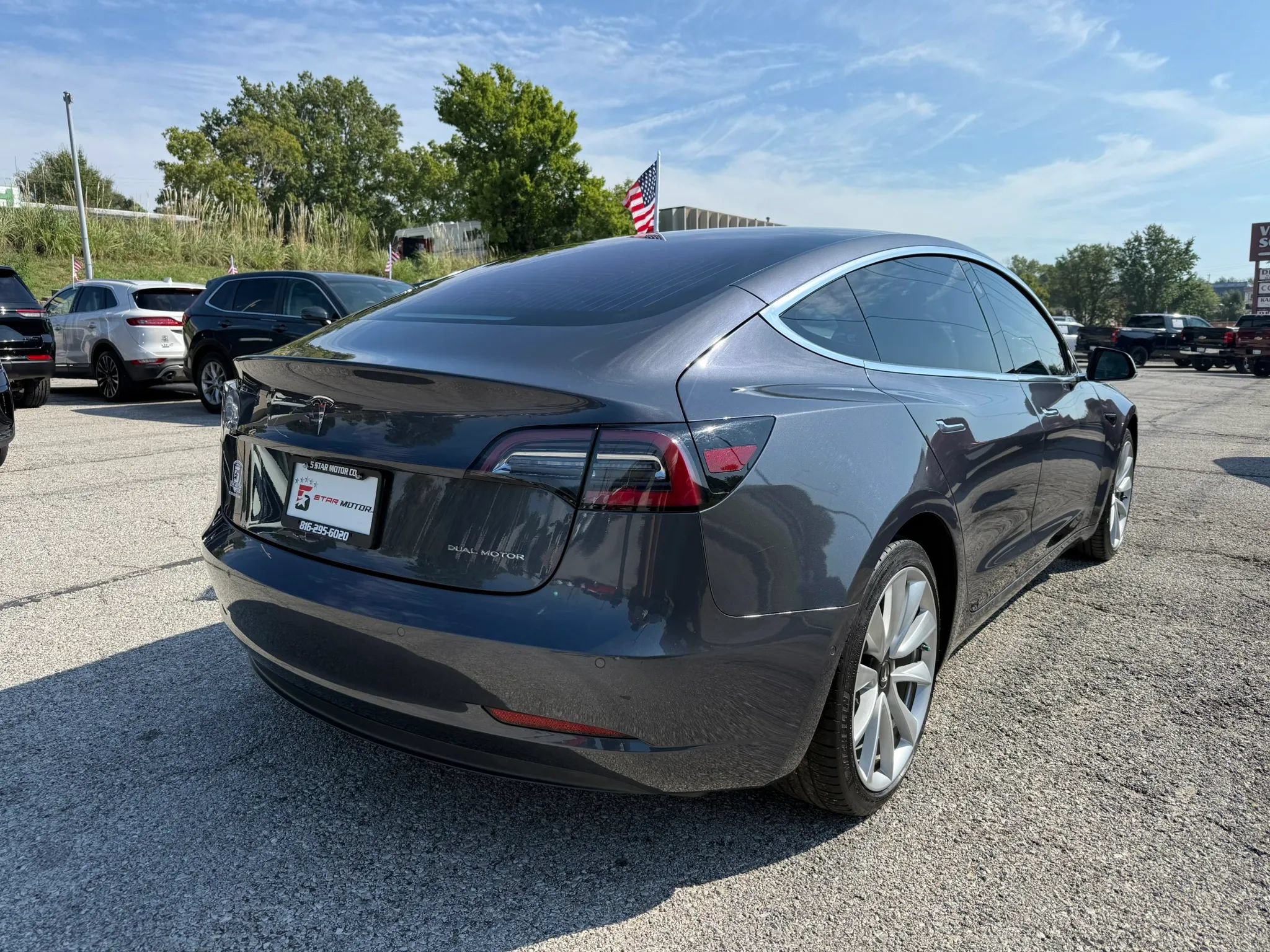 Used 2018 Tesla Model 3 Long Range AWD/4WD image 4