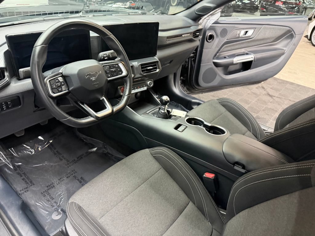 Used 2024 Ford Mustang GT RWD image 31