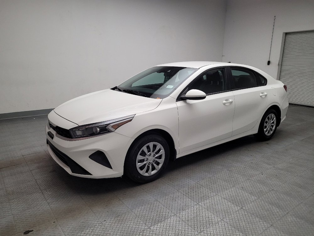 Used 2023 Kia Forte LX FWD image 2