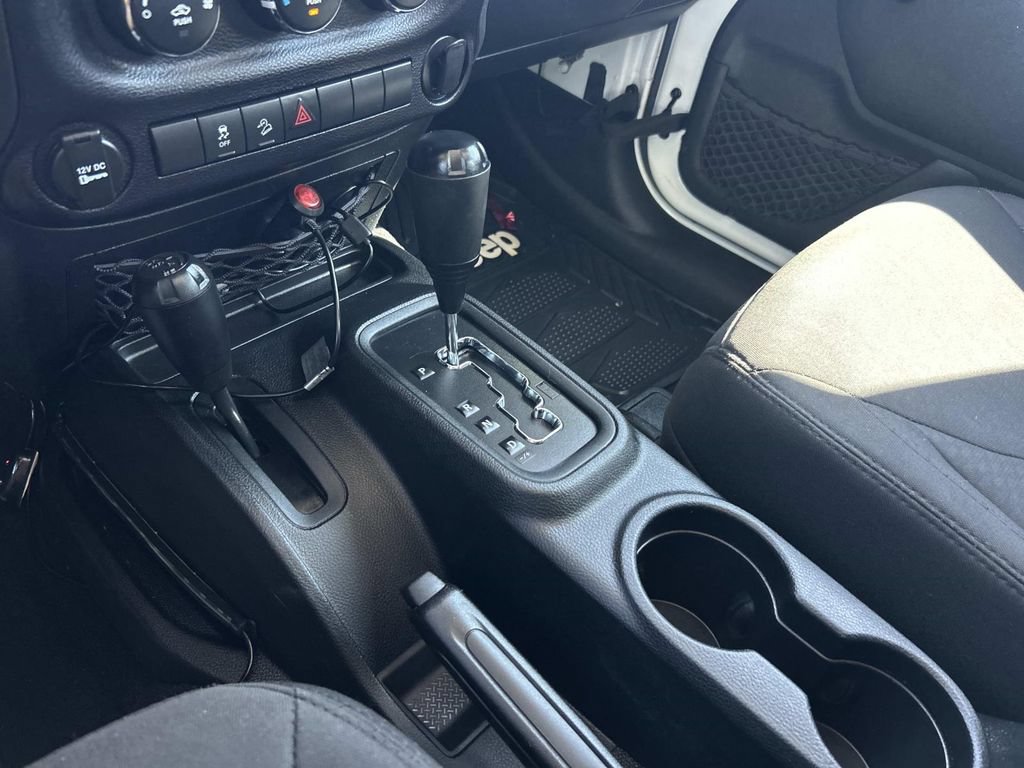 Used 2016 Jeep Wrangler Sport AWD/4WD image 30