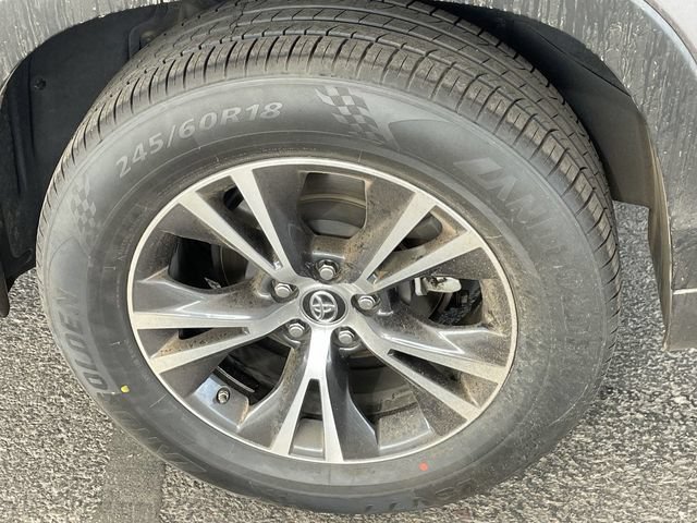 Certified 2019 Toyota Highlander Plus FWD image 14