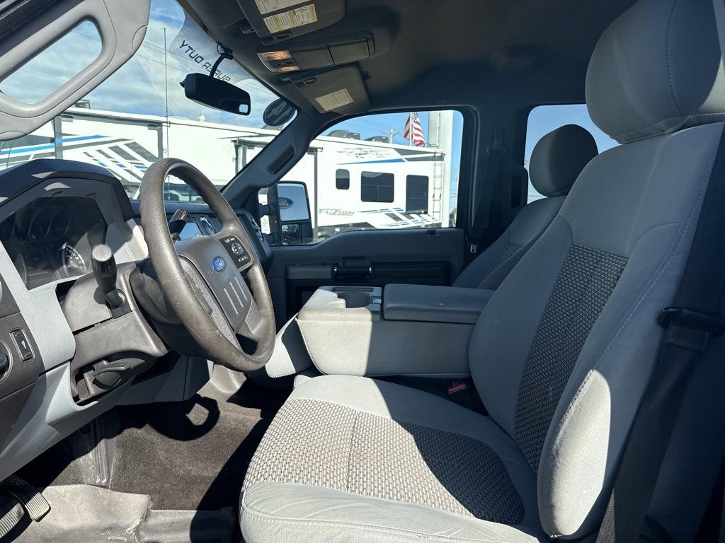 Used 2014 Ford F250 XLT w/ Snow Plow Prep Package image 14