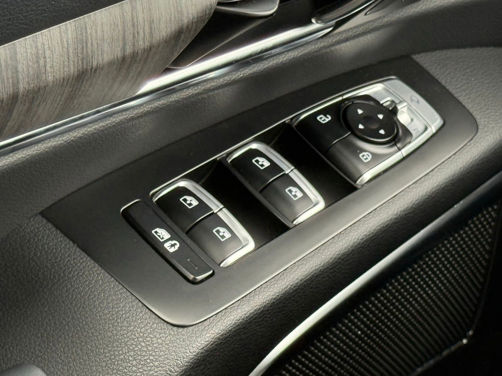 Used 2024 Kia Telluride SX Prestige AWD/4WD image 47