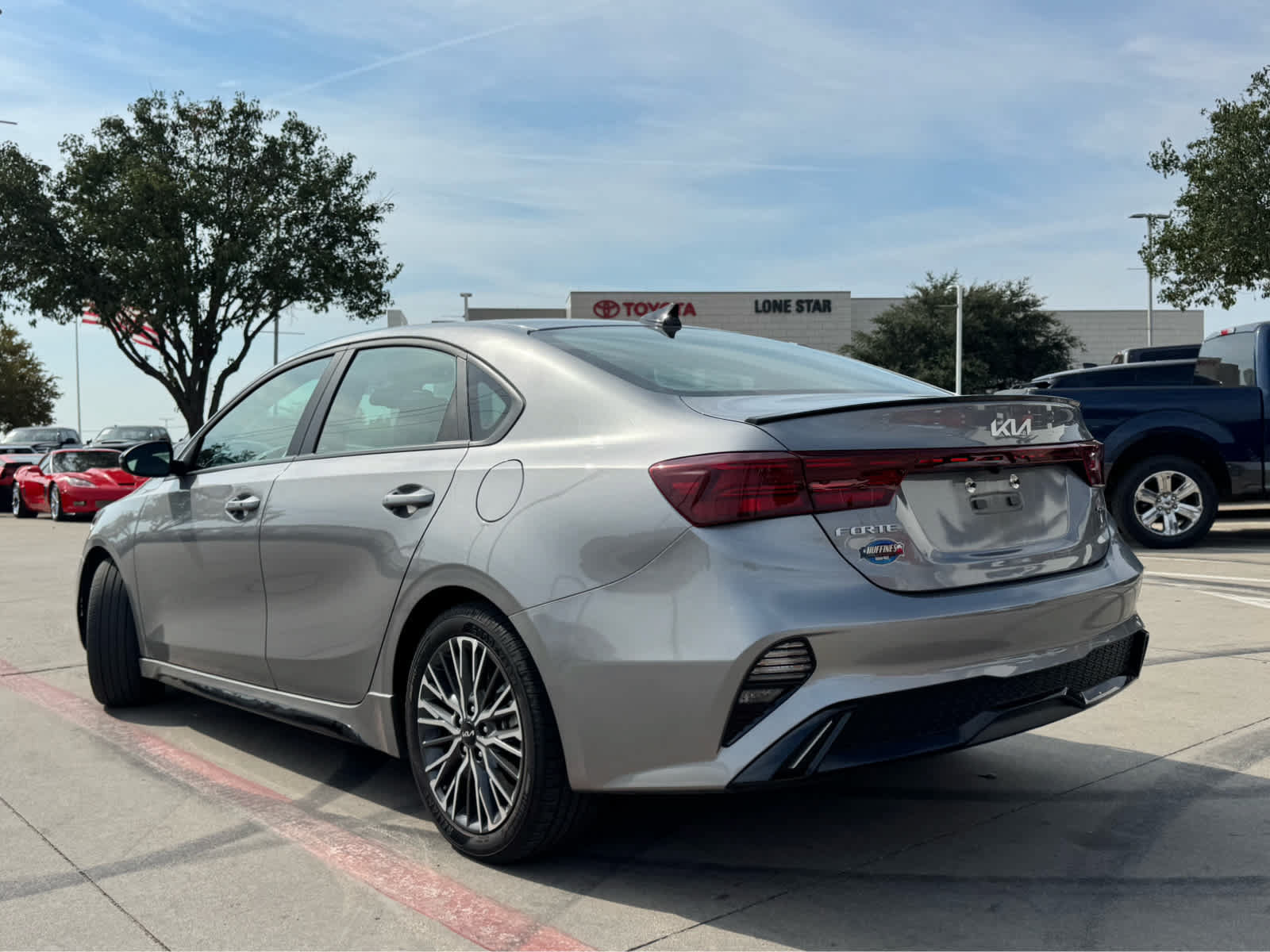 Used 2024 Kia Forte GT-Line w/ GT-Line Premium Package FWD image 2