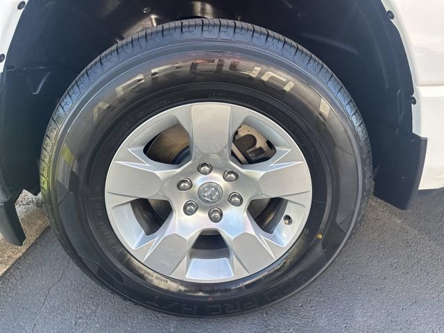 Used 2022 RAM 1500 Big Horn AWD/4WD image 37