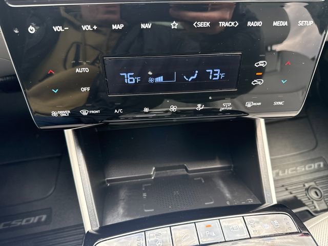 Certified 2024 Hyundai Tucson Limited AWD/4WD image 31