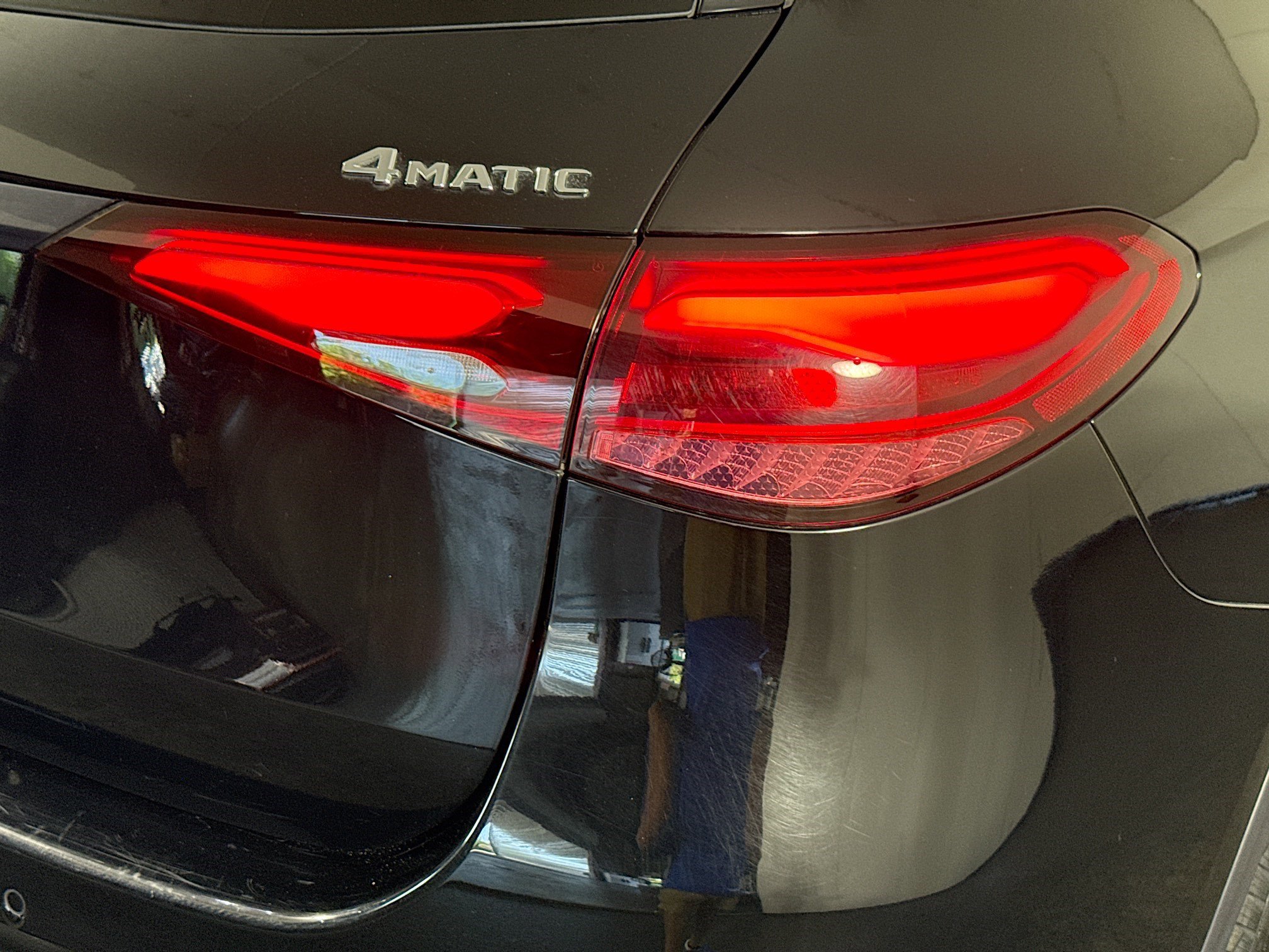 Used 2024 Mercedes-Benz GLC 300 4MATIC image 34