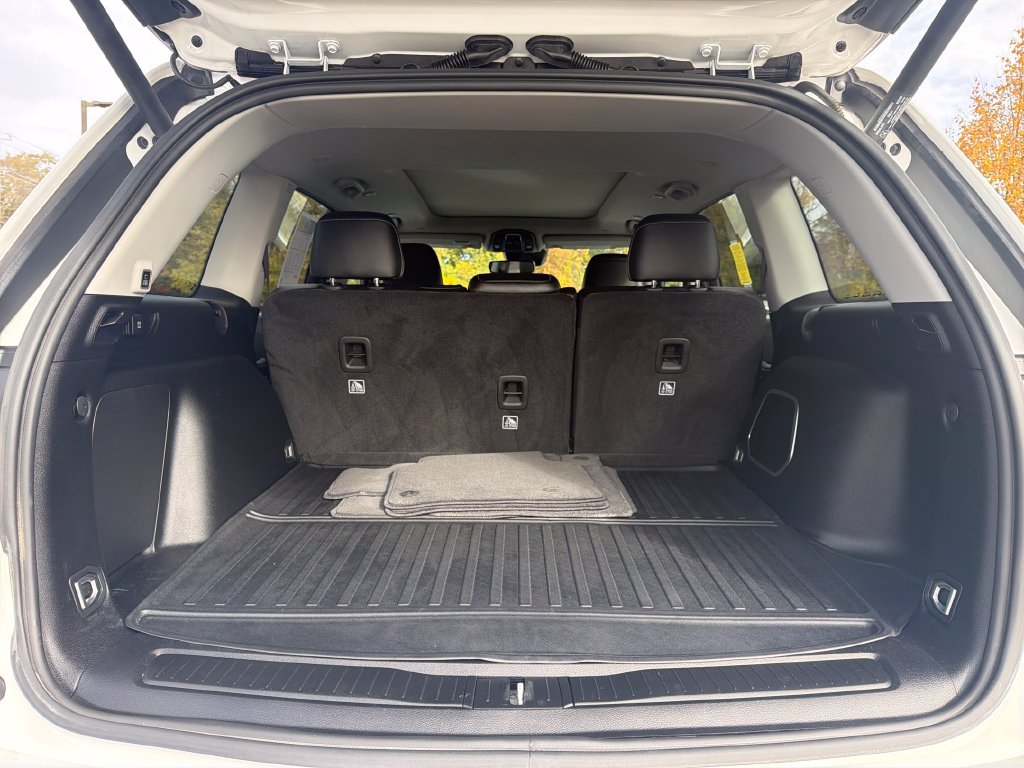 Used 2023 Jeep Grand Cherokee 4WD 4xe image 25