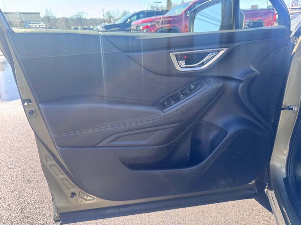 Used 2022 Subaru Forester Premium image 9