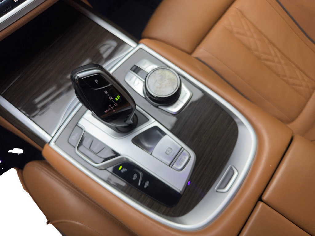 Used 2021 BMW 750i xDrive w/ Executive Package AWD/4WD image 72