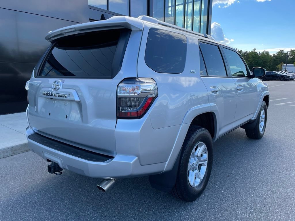 Used 2018 Toyota 4Runner SR5 Premium AWD/4WD image 4